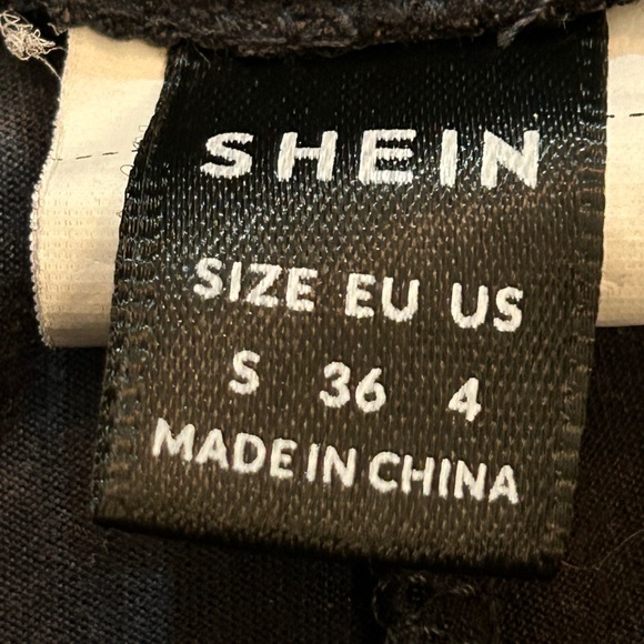 SHEIN Matching Tie Dye Navy Blue Lounge Set With Short Sleeves and Shorts Small. - Picture 11 of 11